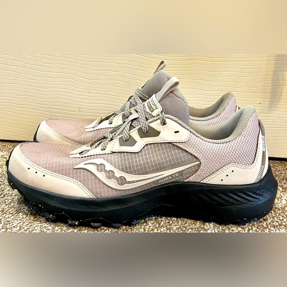 Saucony Men’s Trail Running Shoes 9M Gray Mesh 62054 Low Hiking